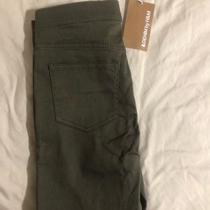 H&M Army Green Jegging